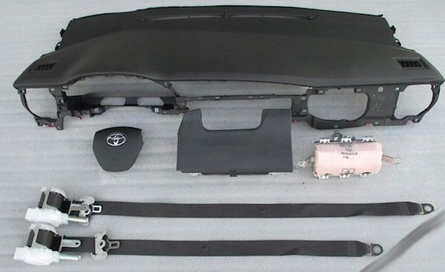 Toyota Auris tablier airbags cintos