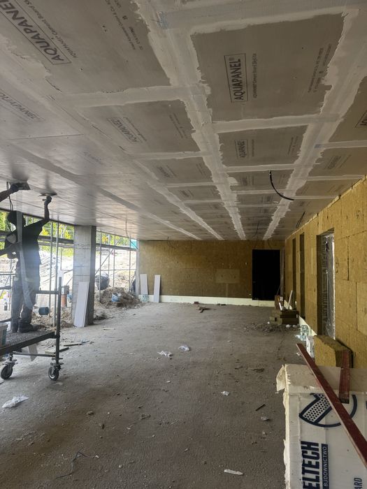 Remonty zabudowy poddasza gładzie sufity malowanie wykończenia wnętrz