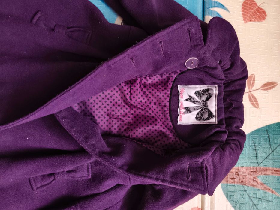 Piękny fioletowy płaszczyk