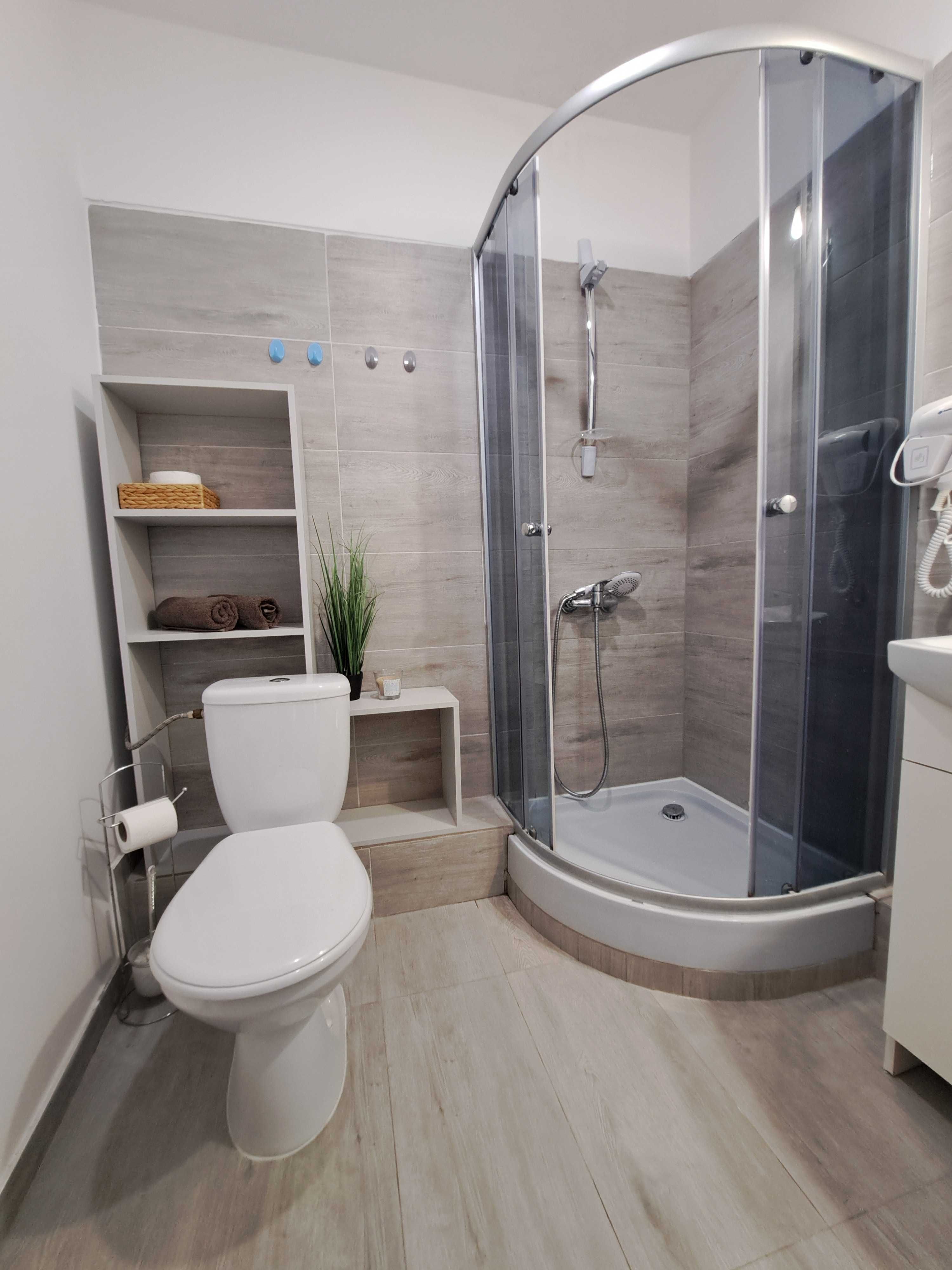 Apartament 3-osobowy w hotelu całorocznym-Jastrzębia Góra, parking b/p