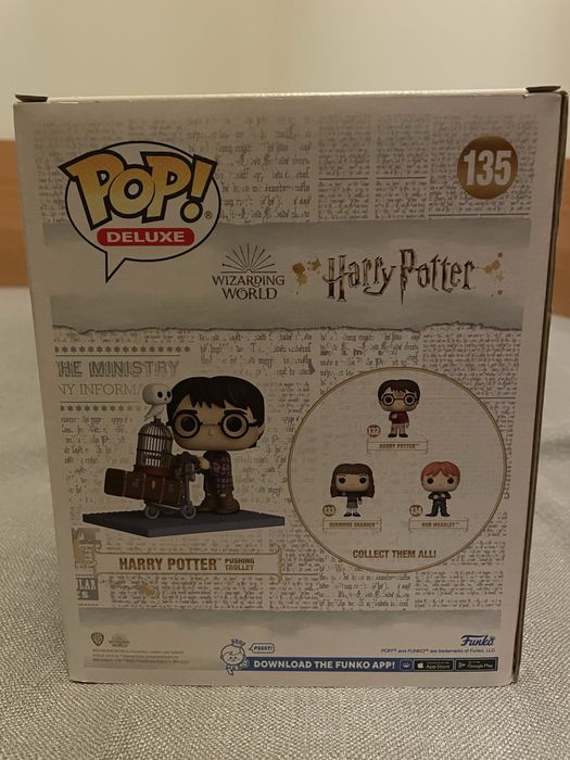 Funko POP! Deluxe Harry Potter Harry Potter Pushing Trolley #135