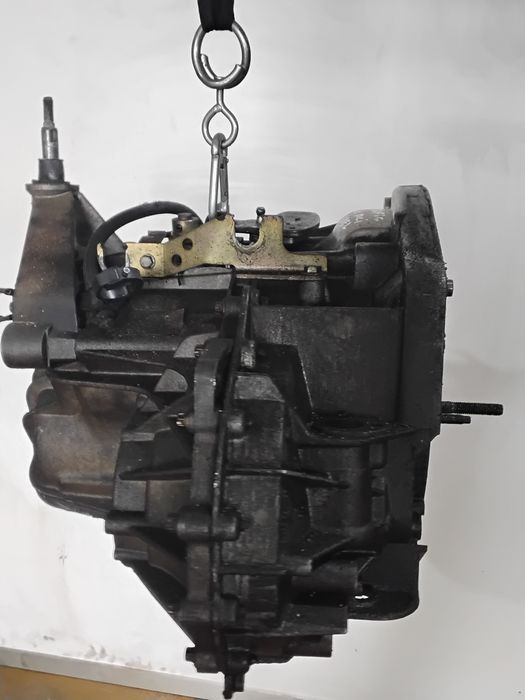 Caixa velocidades Renault trafic  2.0 dci 6 velocidade