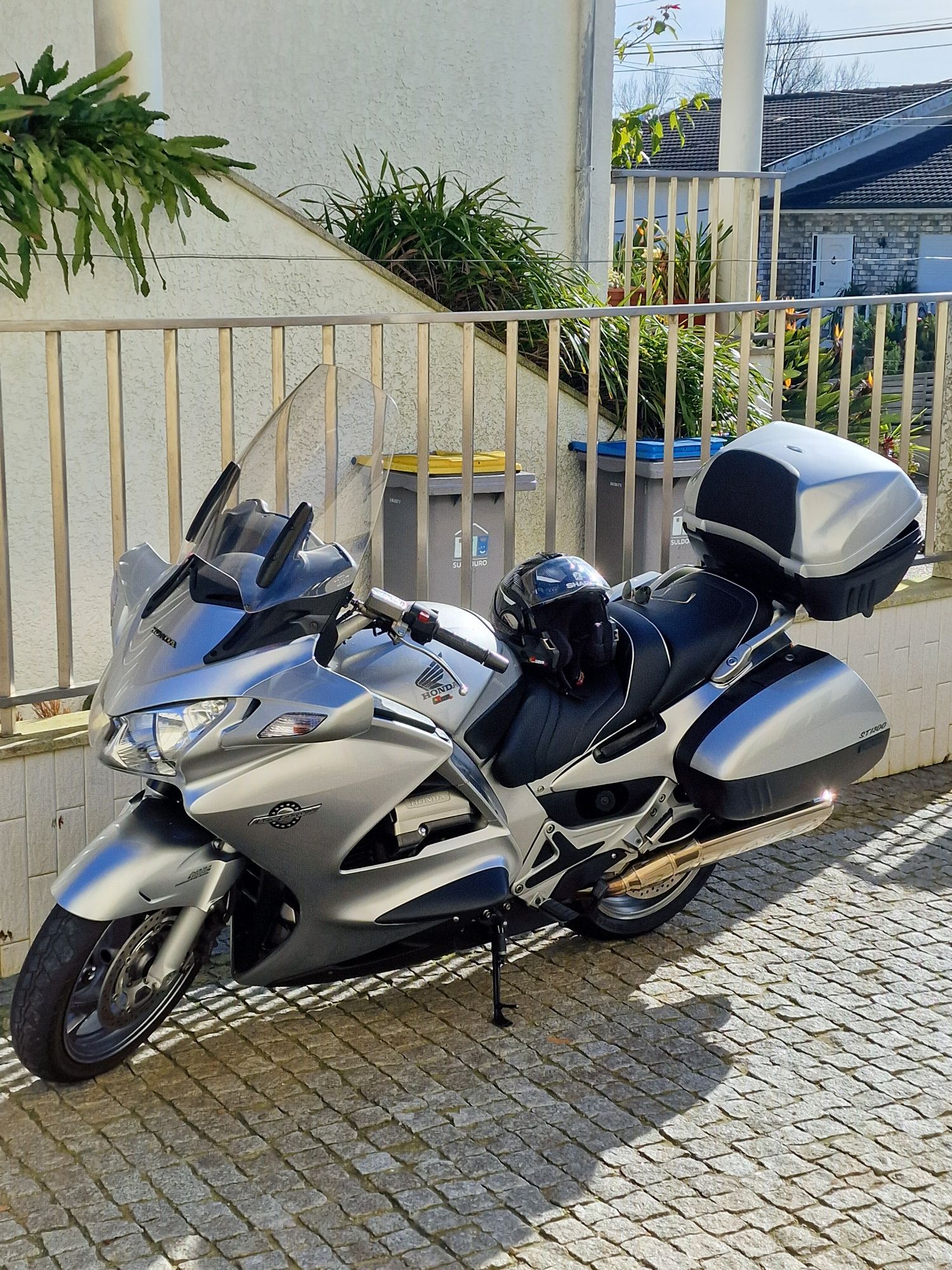 Vendo honda pan european st1300 de 2009
