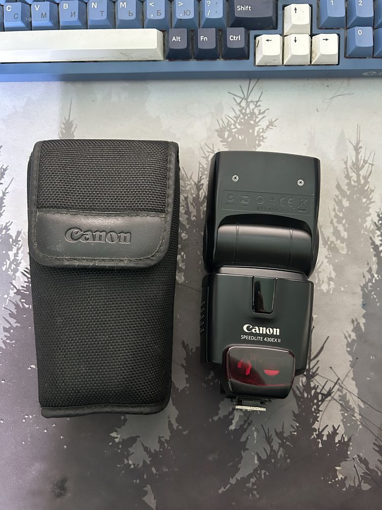 Вспишка  Canon Speedlite 430EX II