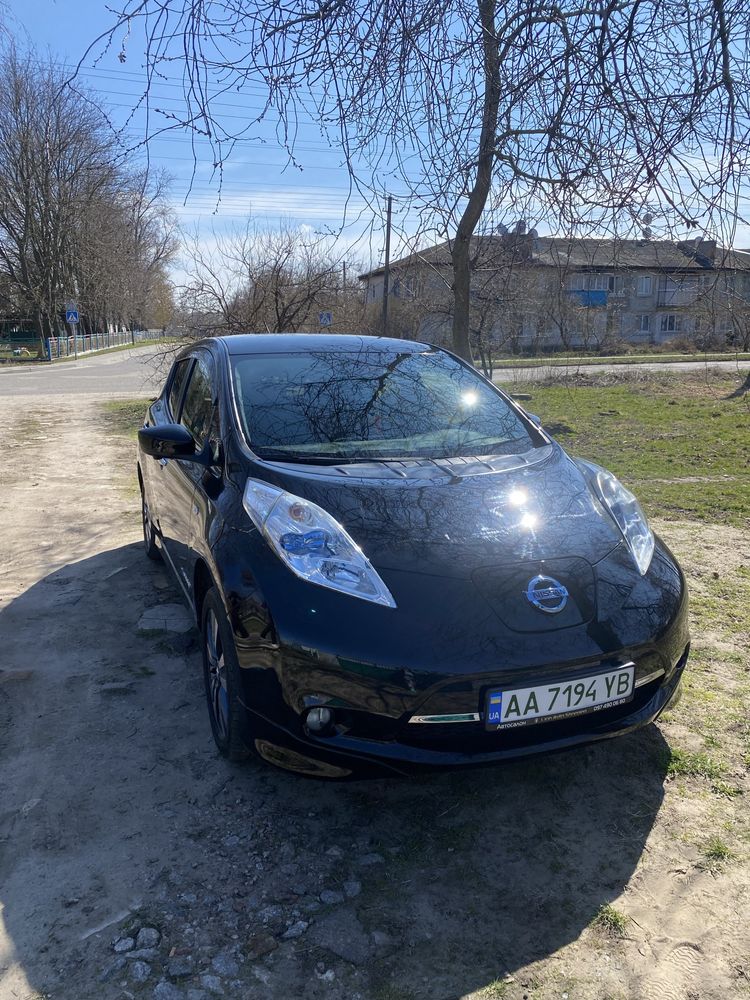 Продам Nissan Leaf 2016р. 30кв.