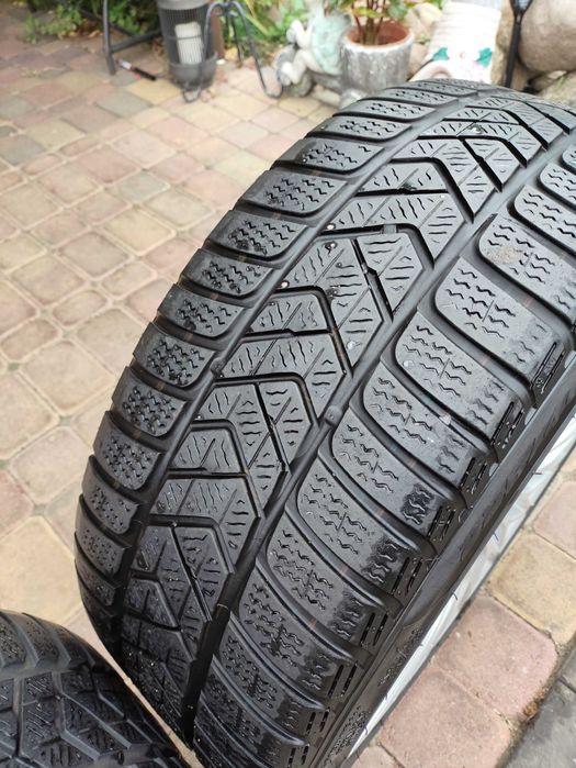 Felgi aluminiowe Alu AUDI A3 S3 S LINE 18 Zima 225/40/18 Pirelli