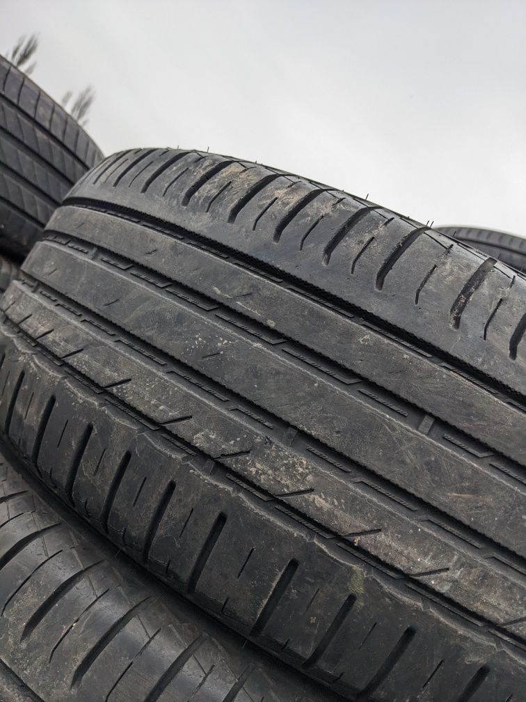 225/55R18 Nokian літні шини