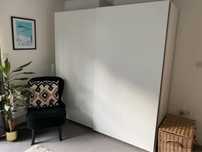 Roupeiro PAX IKEA (200 x 58 x 236 cm) carvalho com portas brancas