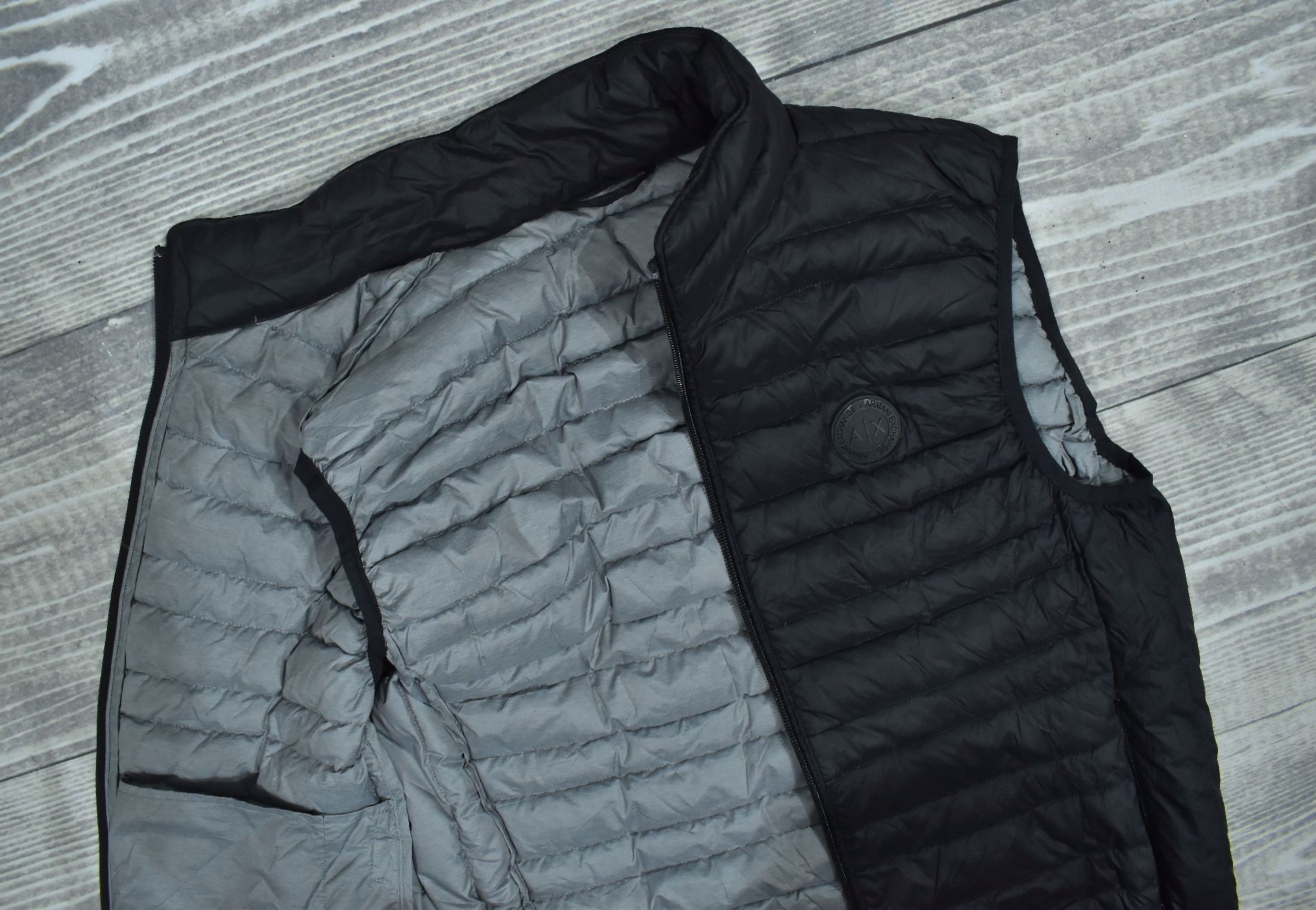 Armani Exchange Czarna Pikowana Kamizelka Puchowa Męska S