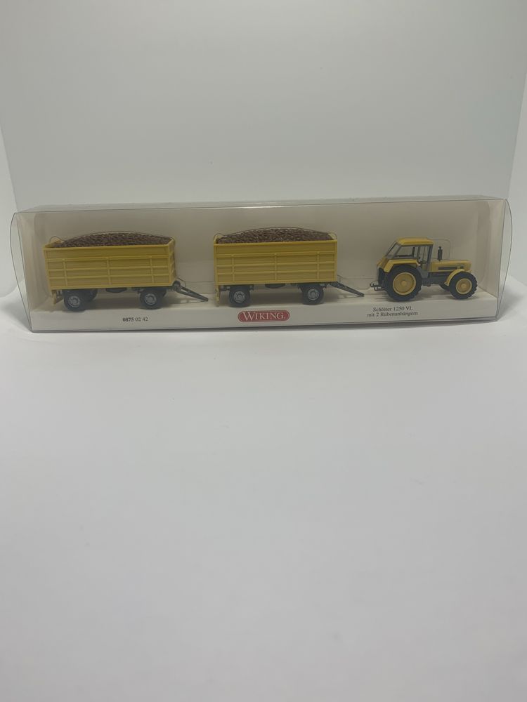 Tractor com reboques da Wiking 1/87