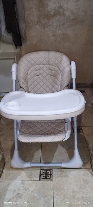 Продам годувальне крісло  гарному стані