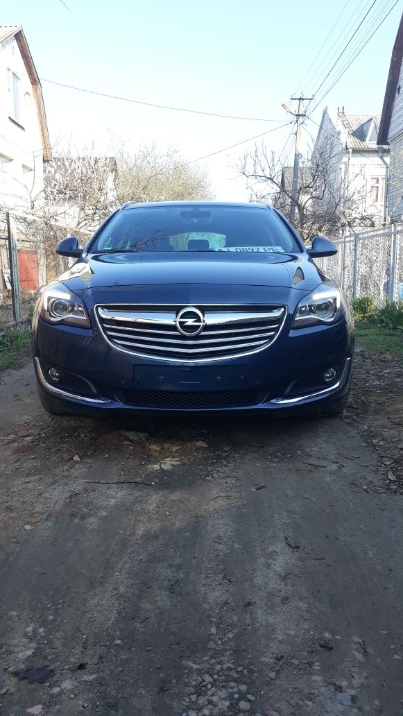 Opel Insignia Sport Tourer 2014 года