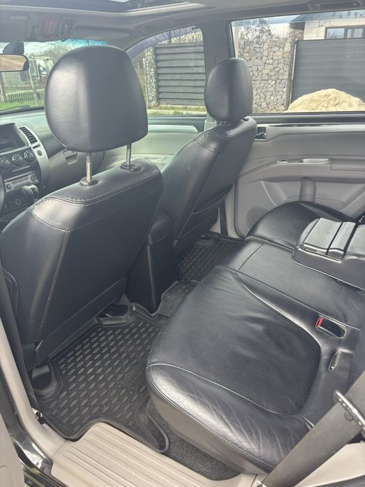 Продам mitsubishi pajero sport 2011 года