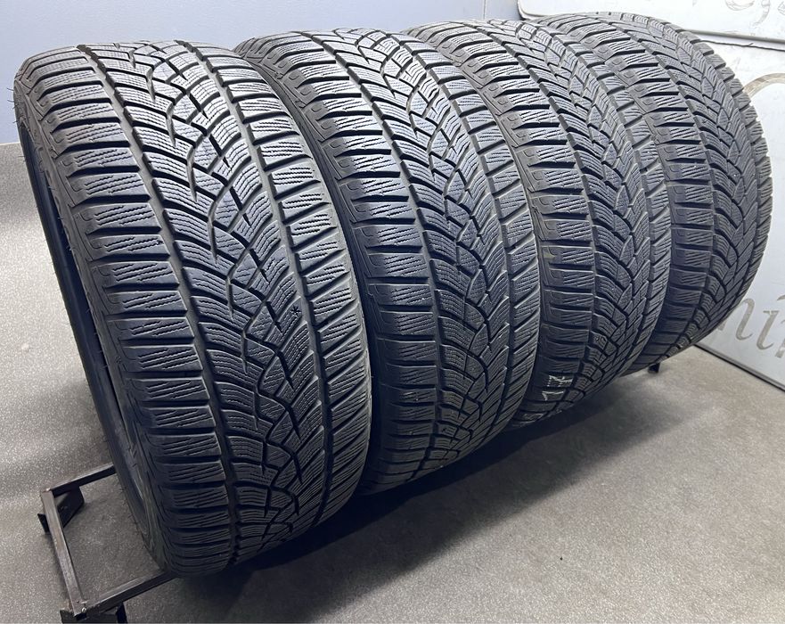 Шини 6+ мм зима 225 45 R17 Goodyear Ultragrip Performance Gen1 зимові