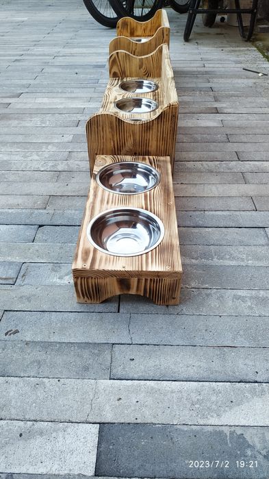 Кормушка для собак и котиков