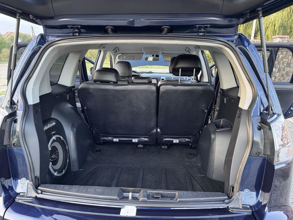 Mitsubishi Outlander 2011