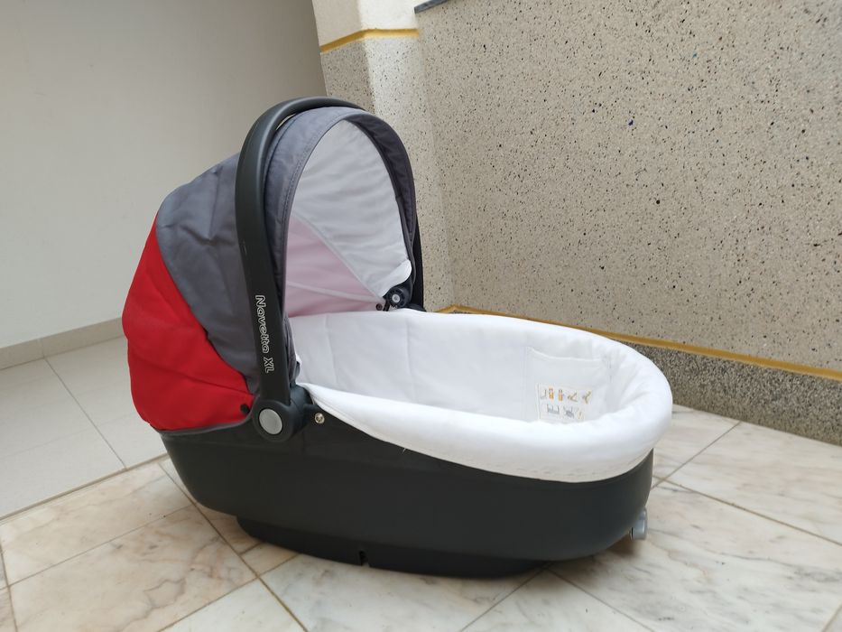 Conjunto : trio carrinho bebé , cadeira auto , cama viagem , banheira