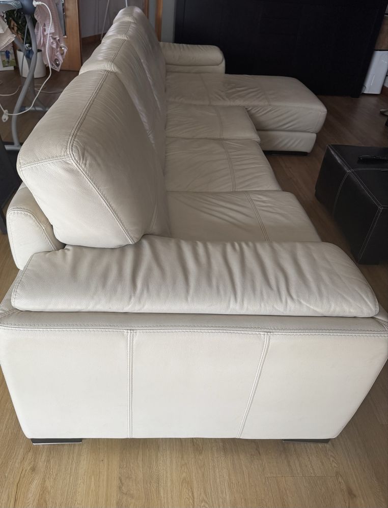 Sofá em bom estado, em pele genuina, c/ chaise Longue