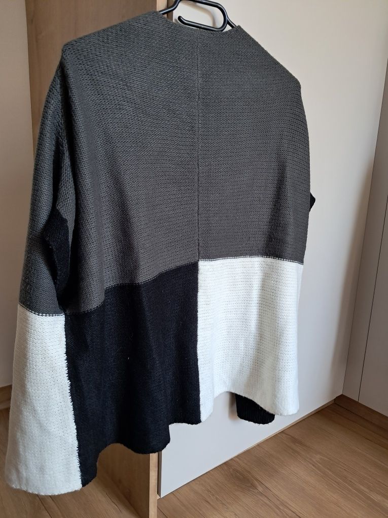 Narzutka sweter KIK damski rozmiar S ale pasuje również na M
