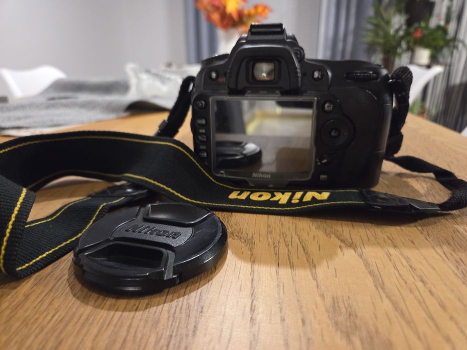 Nikon D90 lustrzanka obiektyw 18-105