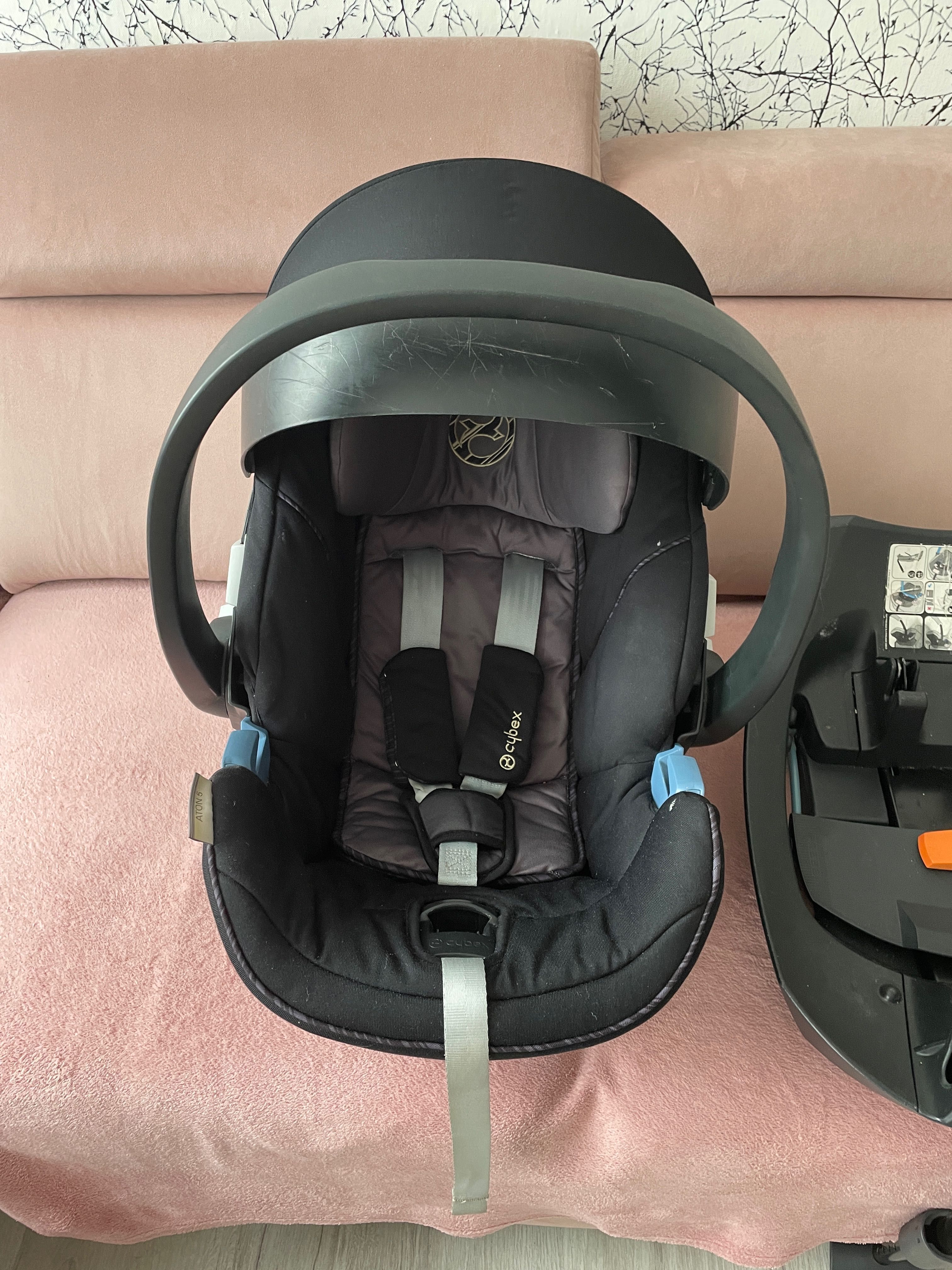 Fotelik z bazą na pas lub isofix cybex