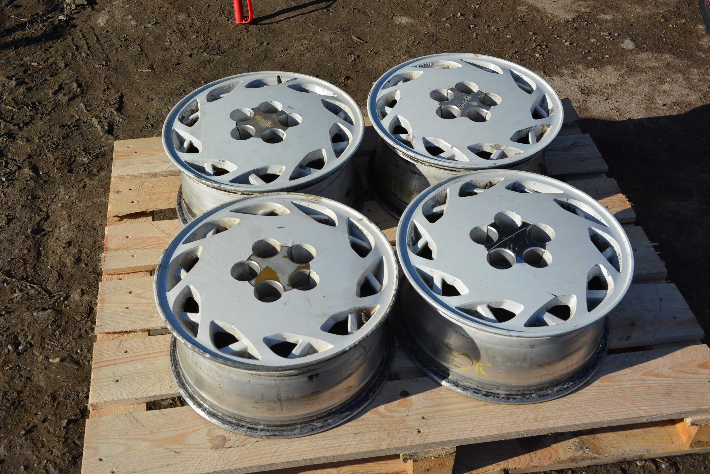 Toyota Supra MK3 Oryginalne Felgi 16x7j 5x114.3 Custom