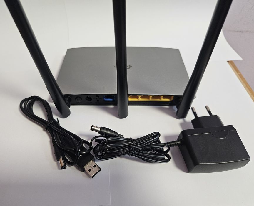 Маршрутизатор TP-LINK TL-WR945N