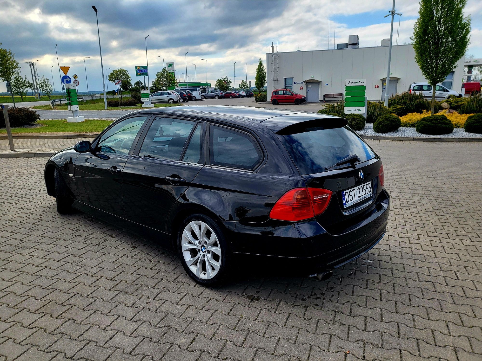 Sprzedam BMW 318d e91 2008r zamiana