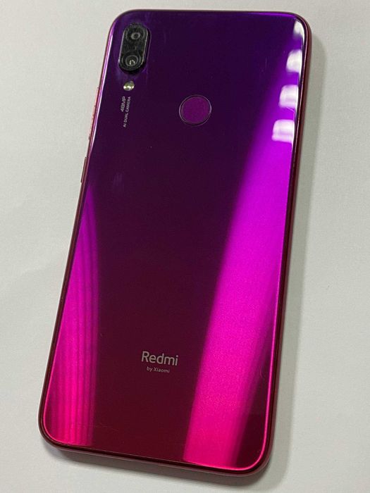 Redmi Note 7 (4/64 GB) в отличном состоянии