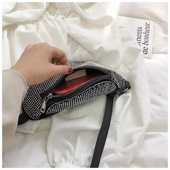 Сумка жіноча бананка