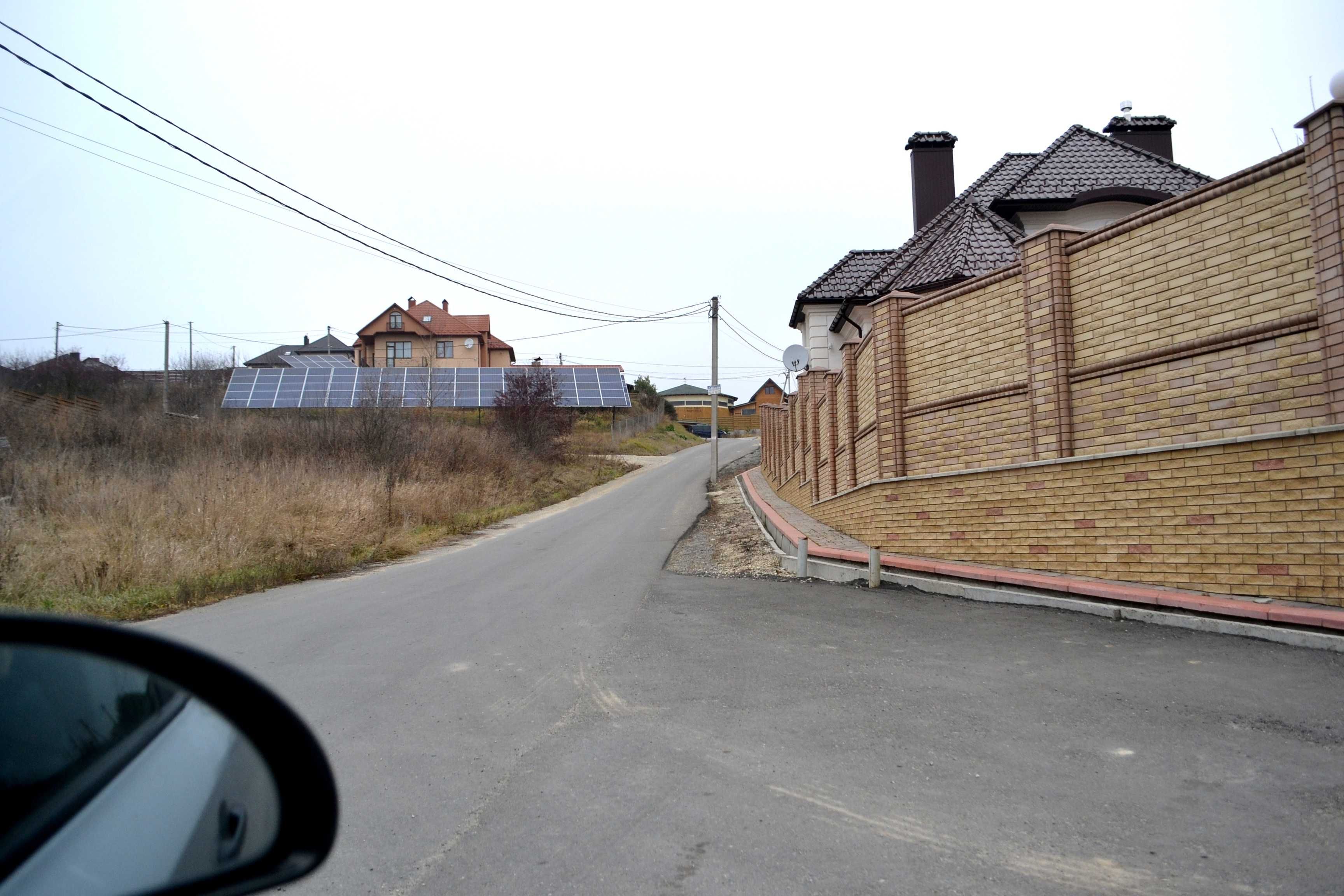 ділянка Байківці, район новобудов, світло поблизу