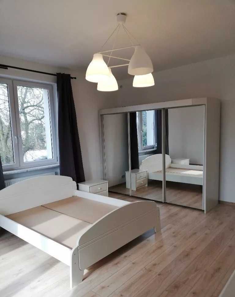 Piastów - wysoki standard, 5 pokoi, działka 1300m2