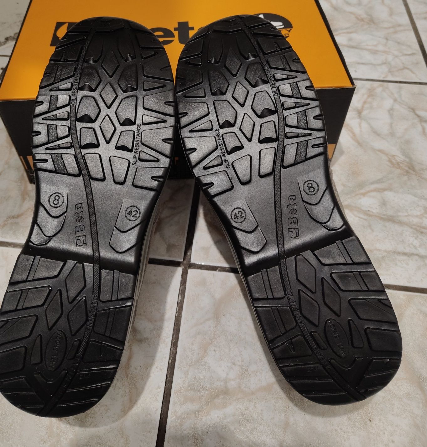 Nowe buty meskie robocze Beta 42