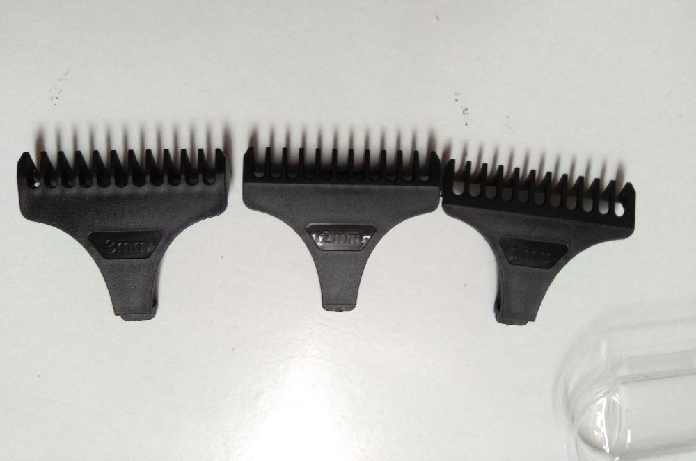 Maquina de barbeiro para barba e cabelo com pentes, profissional