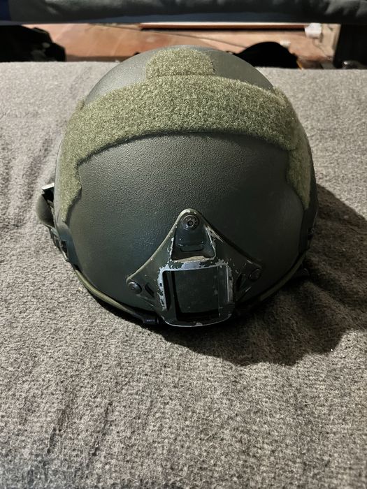 Продам шолом fast