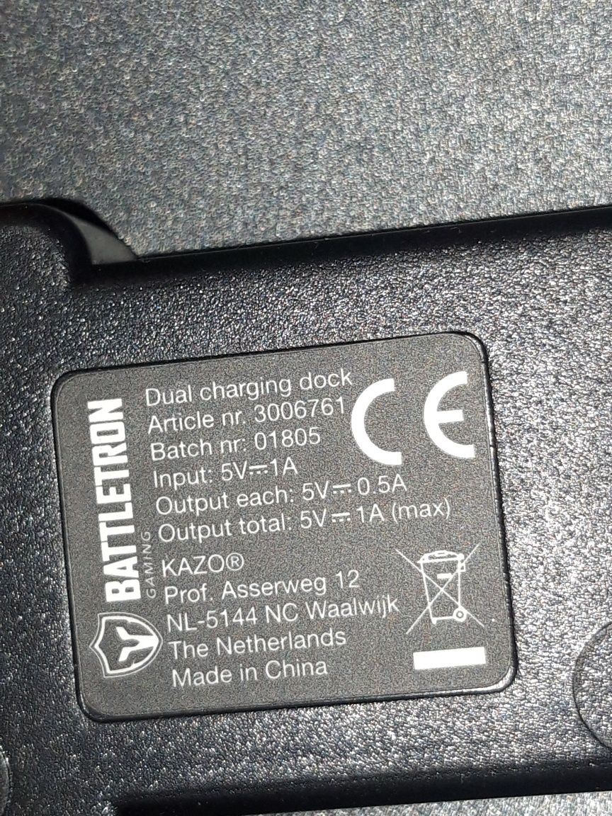 Podwójna stacja ładująca do psp4