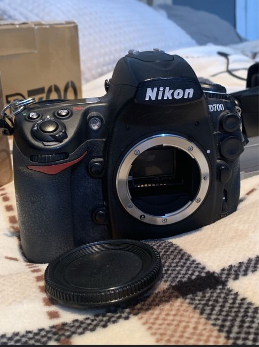 Nikon D700 Body + baterie i karta