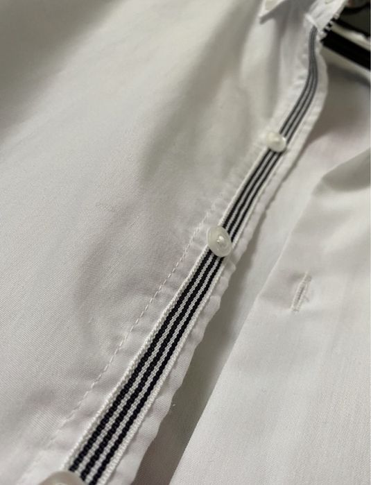 Біла сорочка рубашка