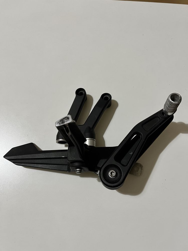 Oryginalne Sety KTM RC8 R / podnóżki