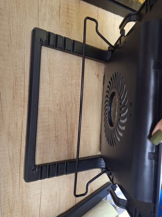 Подставка для ноутбука