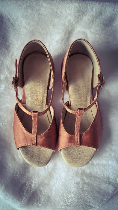 Buty taneczne 6 lat. Sandałki. Akces. Latino