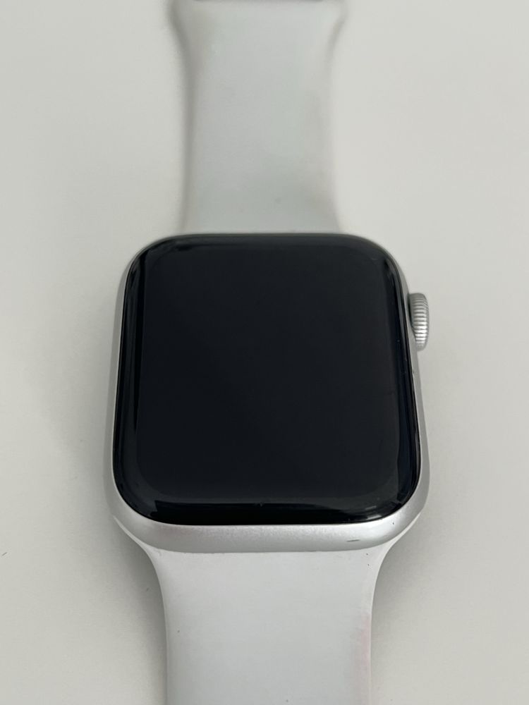 Apple Watch Series 5 - 44mm