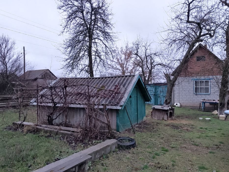 Маленький Будинок. в Чаплинцях. .