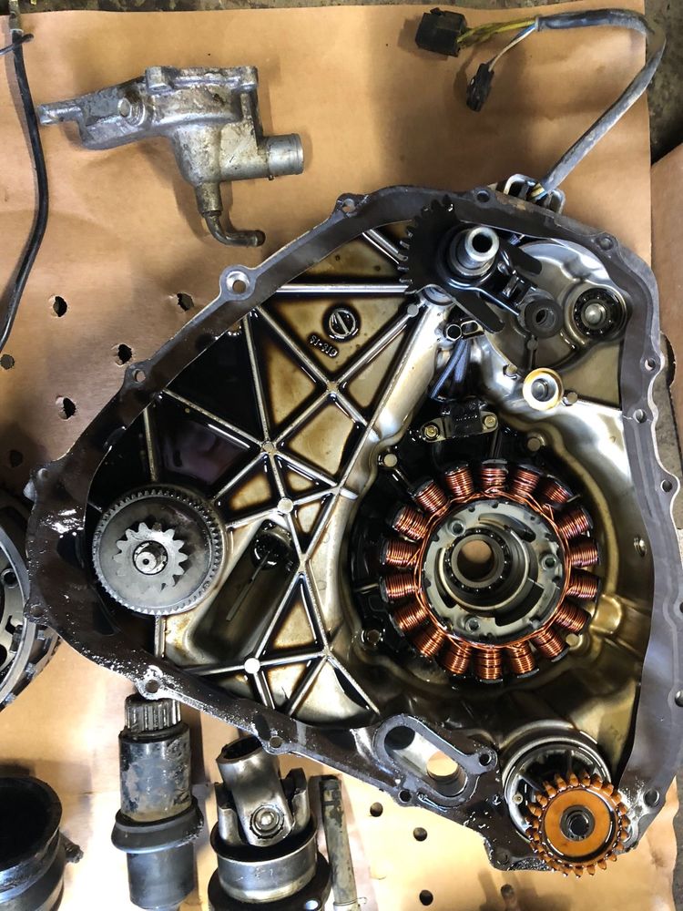 Stator magneto koło magnesowe głowica wałek satelita Kingquad 700 750
