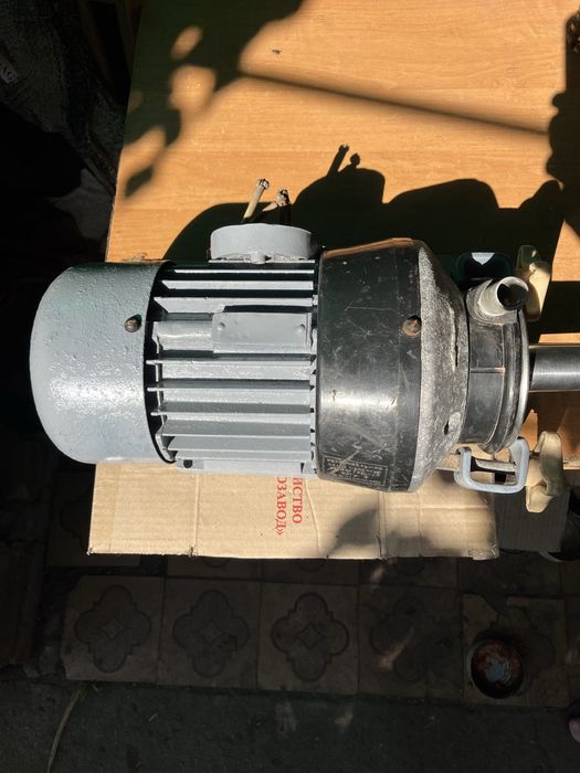 Насос молочний універсальний НМУ-6