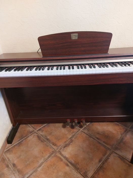 Clavinova Yamaha CLP 320