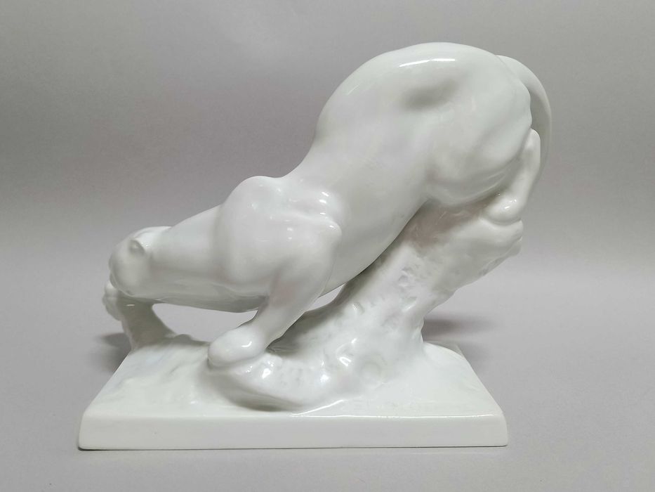 Biała pantera, figurka, proj. Erich Oehme,  Miśnia Meissen