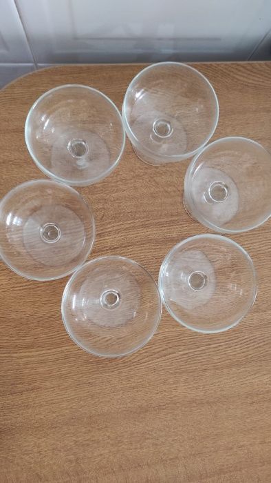 6 taças/copos de vidro
