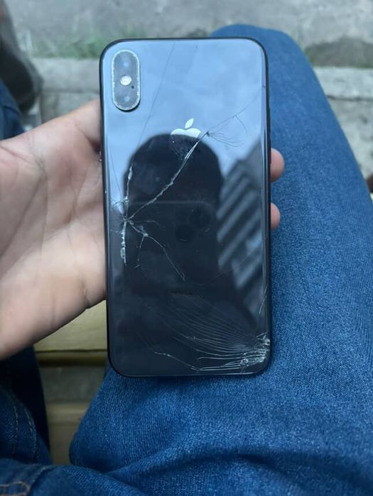 Продам iphone xs 64 gb