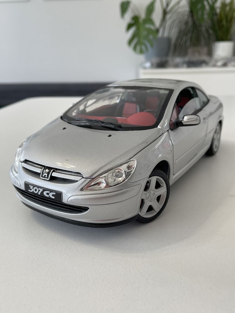 Model Peugeot 307 CC 1/18 Solido srebrny unikat 307CC 1:18 Koszalin